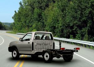 Nissan Pickup Cab Chassis 2001 года